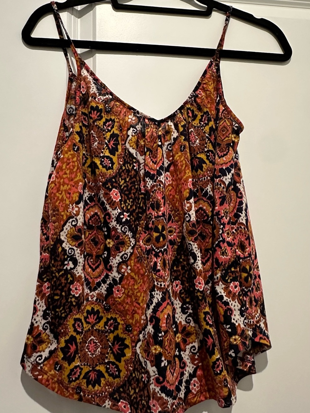 H&M Women’s Printed V-Neck Spaghetti Strap Tank Top - Multi Pink & Brown